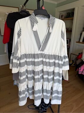 Women’s Black & White Patterned Mini Dress Cover-Up
